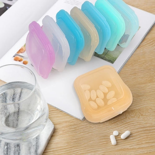 에 대한 최신 회사 뉴스 재사용 할 수 있는 실리콘 식품 보관 가방 BPA 없는, 누출 방지, 마이크로 웨브 & 식기 세척기 안전 간식 가방 아기 음식, 식사 준비, 여행 & 제로 폐기물 부엌