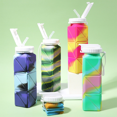 좋은 가격 퓨크-프루스 접이식 식품 등급 BPA 무료 실리콘 여행 병 620ml 체육관 하이킹 스포츠 캠프 학교 온라인으로