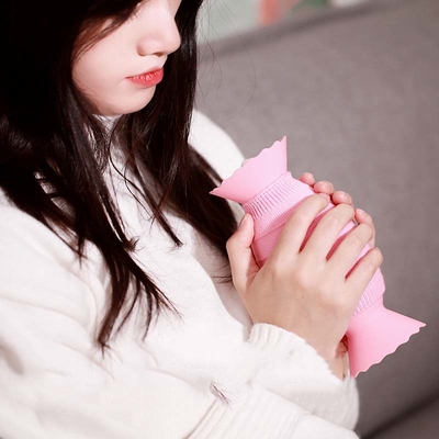 좋은 가격 생리통의 온도 및 냉동 치료에 스퀴프 캡 실리콘 핫 백 온라인으로