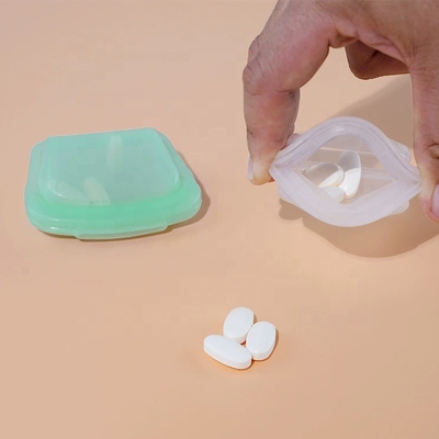 좋은 가격 소형 재사용 가능한 실리콘 식품 보관 백 – BPA 프리, 누수 방지, 식기세척기 사용 가능, 전자레인지 및 냉동고 사용 가능 – 간식, 이유식, 여행 및 제로 웨이스트 주방 사용에 적합 온라인으로