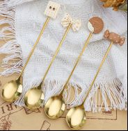 좋은 가격 만화 동물 실리콘 스푼과 포크 세트 12개의 중국 왕조 디자인 304 스테인리스 스틸과 식품용 실리콘 사용자 정의 색상 및 개인화 온라인으로